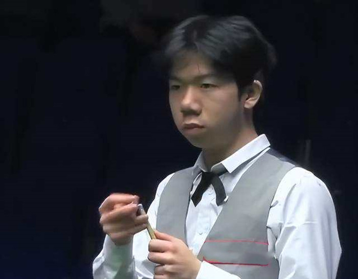 石宇奇强势晋级国羽闪耀中国羽毛球公开赛