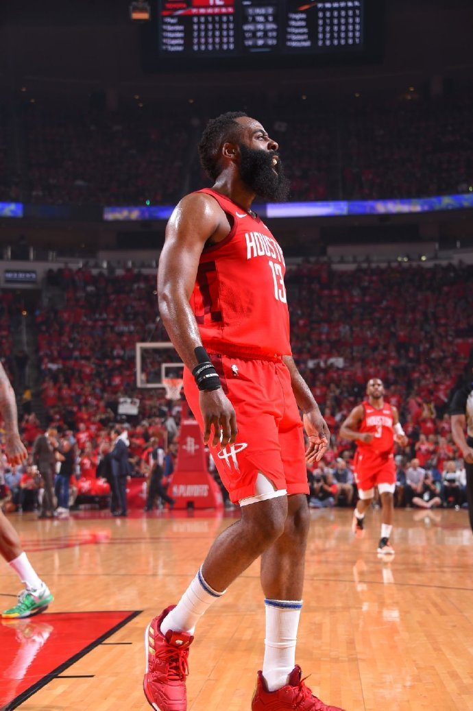 同一场比赛 同一场比赛